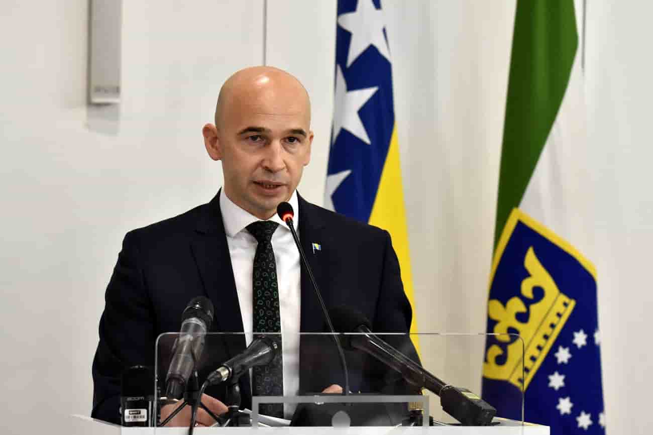 Premijer ZDK Nezir Pivić uputio čestitku u povodu Vaskrsa