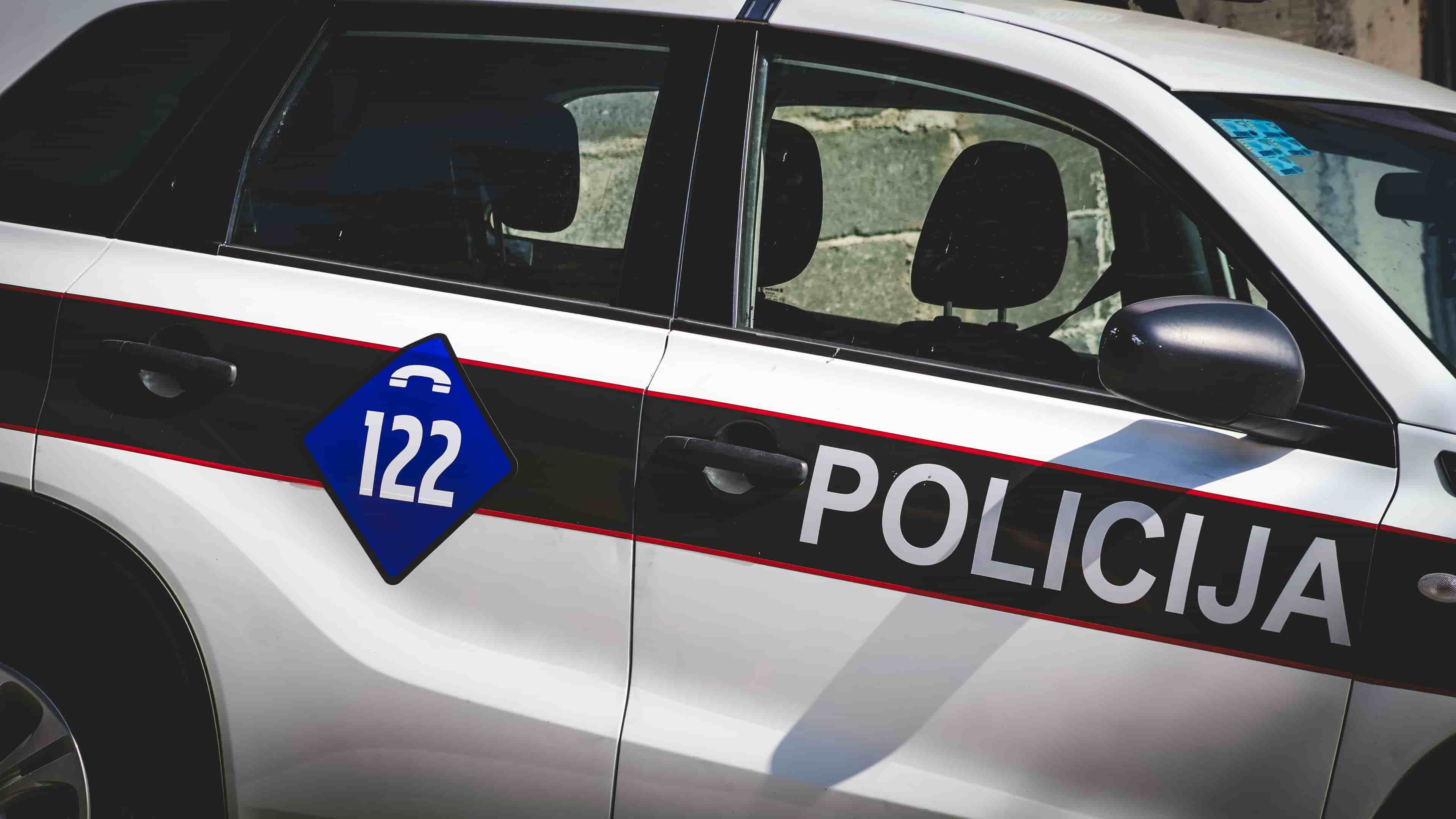 MUP ZDK: Jedna osoba smrtno stradala u saobraćajnoj nezgodi