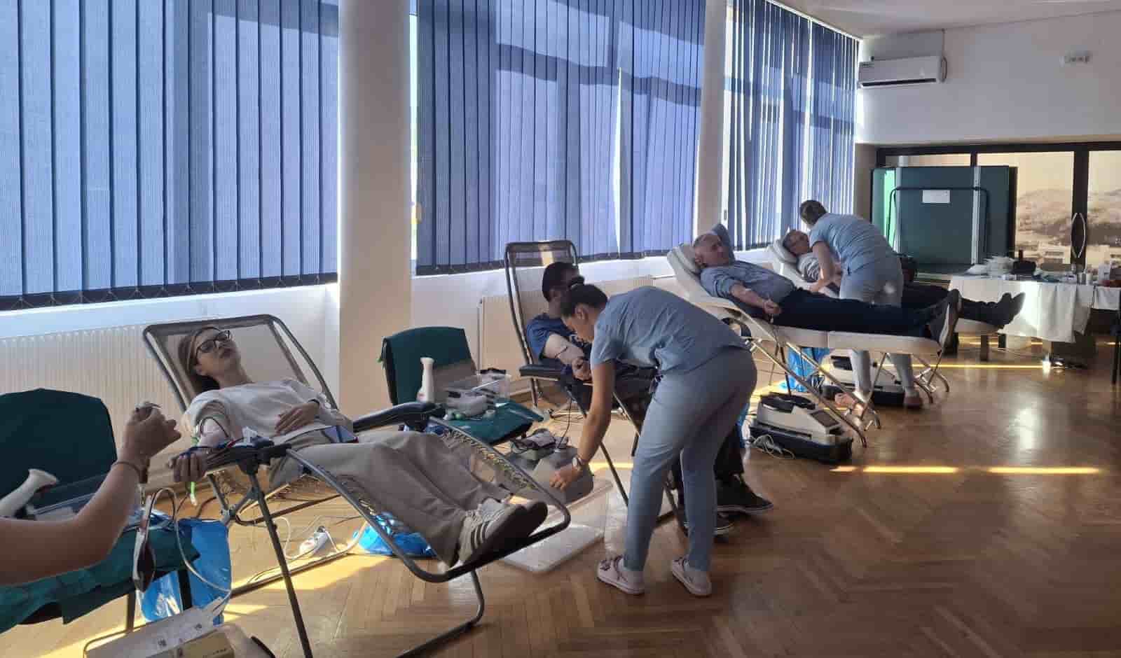 Na akciji dobrovoljnog darivanja u Zavidovićima prikupljena 61 doza krvi