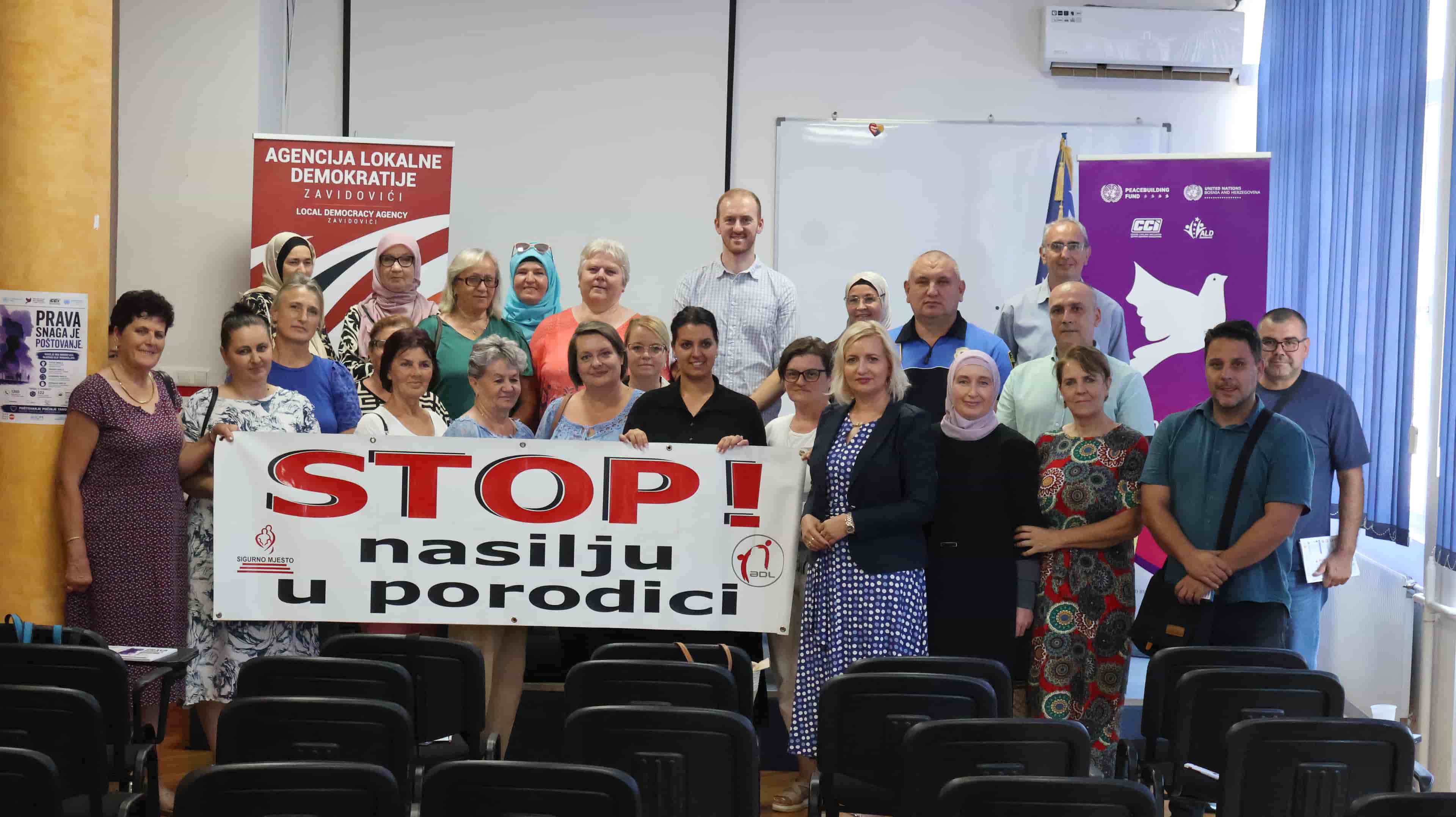 Održana tribina „Rodno zasnovano nasilje i koordinacija u sistemu prevencije i zaštite“