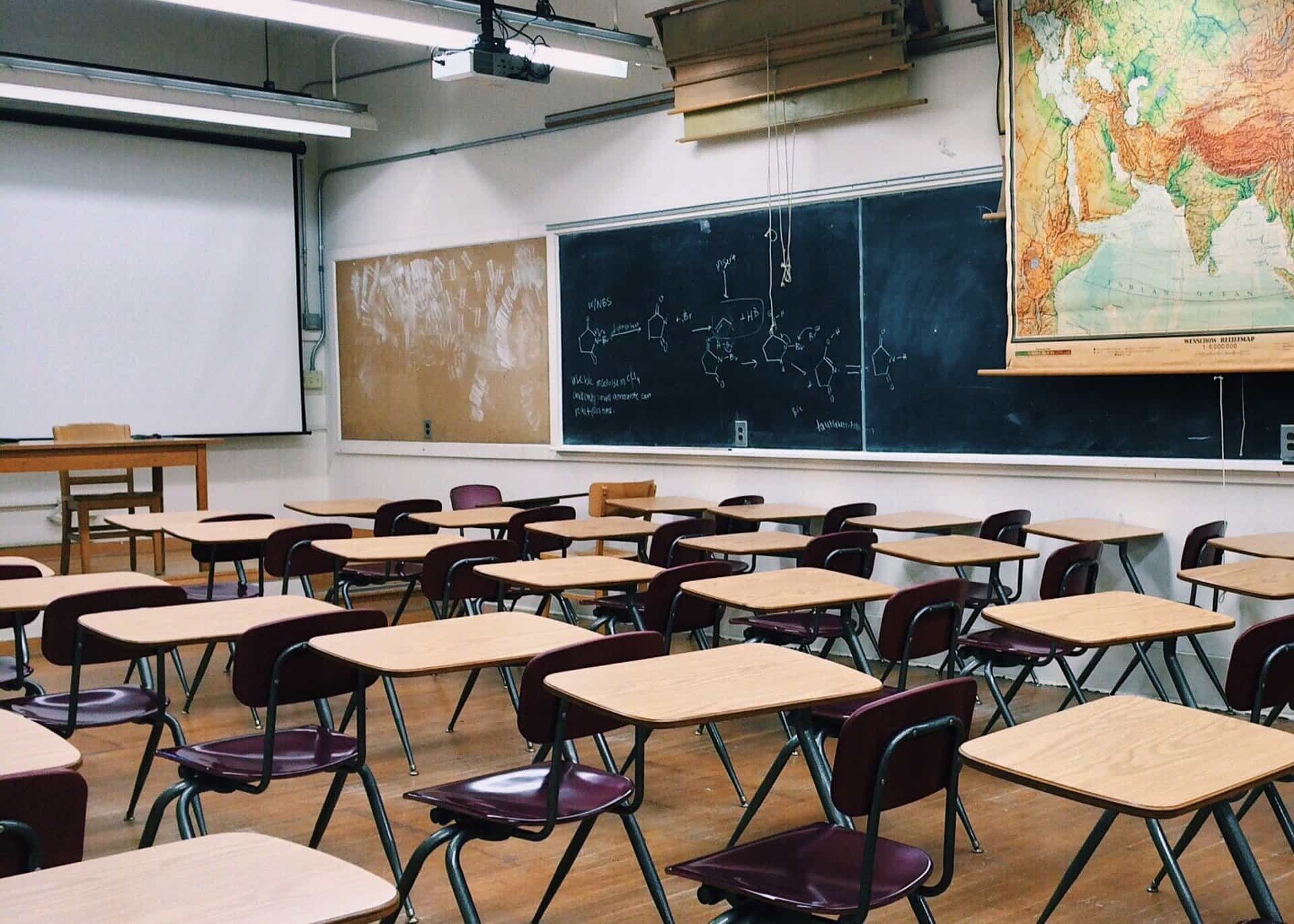 Konkurs za nastavničke pozicije u osnovnoj školi u Zavidovićima