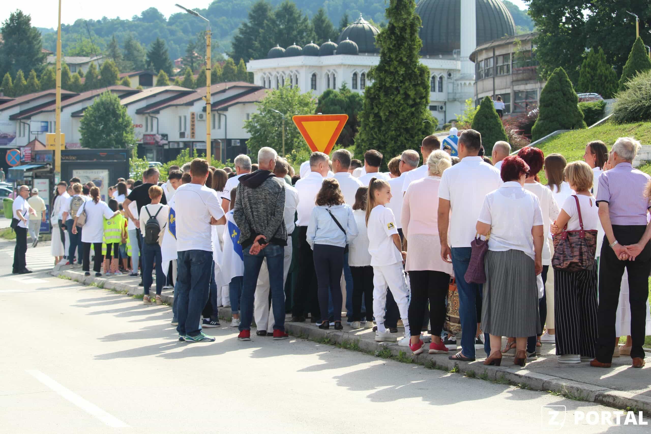U organizaciji BZK “Preporod” u Zavidovićima obilježena godišnjica genocida [FOTO]