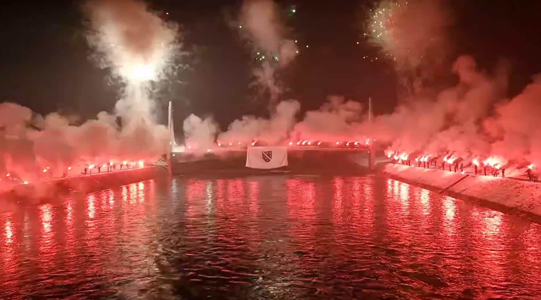 BH Fanaticosi bakljadom u Zavidovićima obilježili Dan nezavisnosti BiH