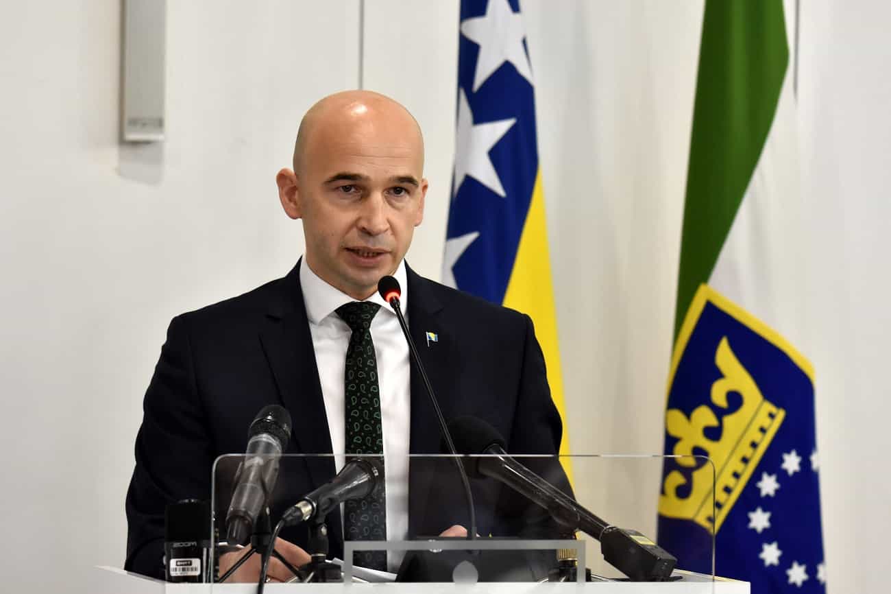 Premijer ZDK Nezir Pivić uputio čestitku u povodu Vaskrsa