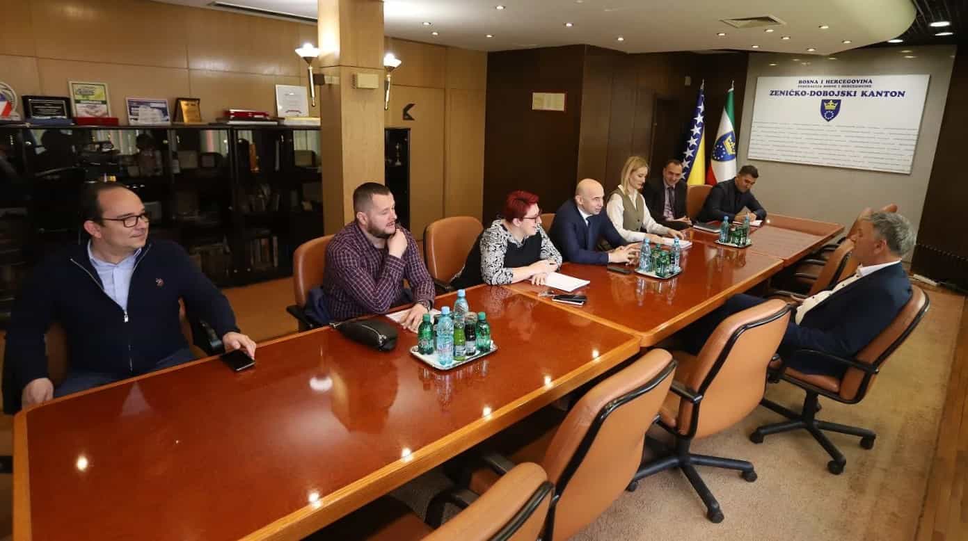 Sastanak Pivića i Kasumovića: Saglasnost za izgradnju nove zgrade Kantonalne bolnice