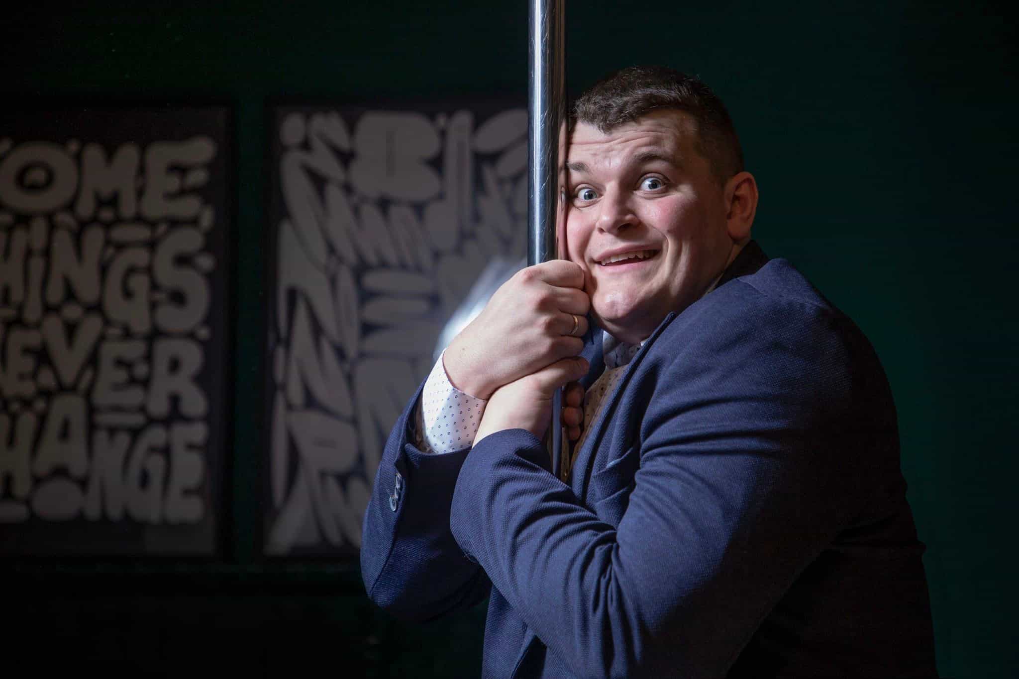 Stand-up komičar Goran Vinčić stiže u Zavidoviće: “Reci mi da se šališ” ovog petka