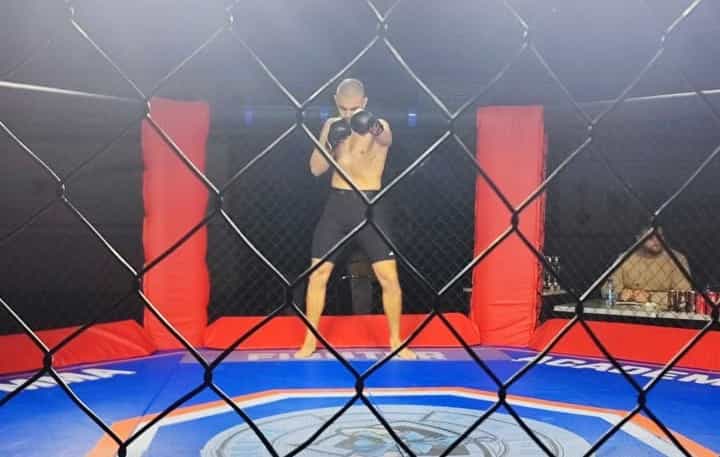 Berin Ljakić ostvario pobjedu u prvom MMA meču