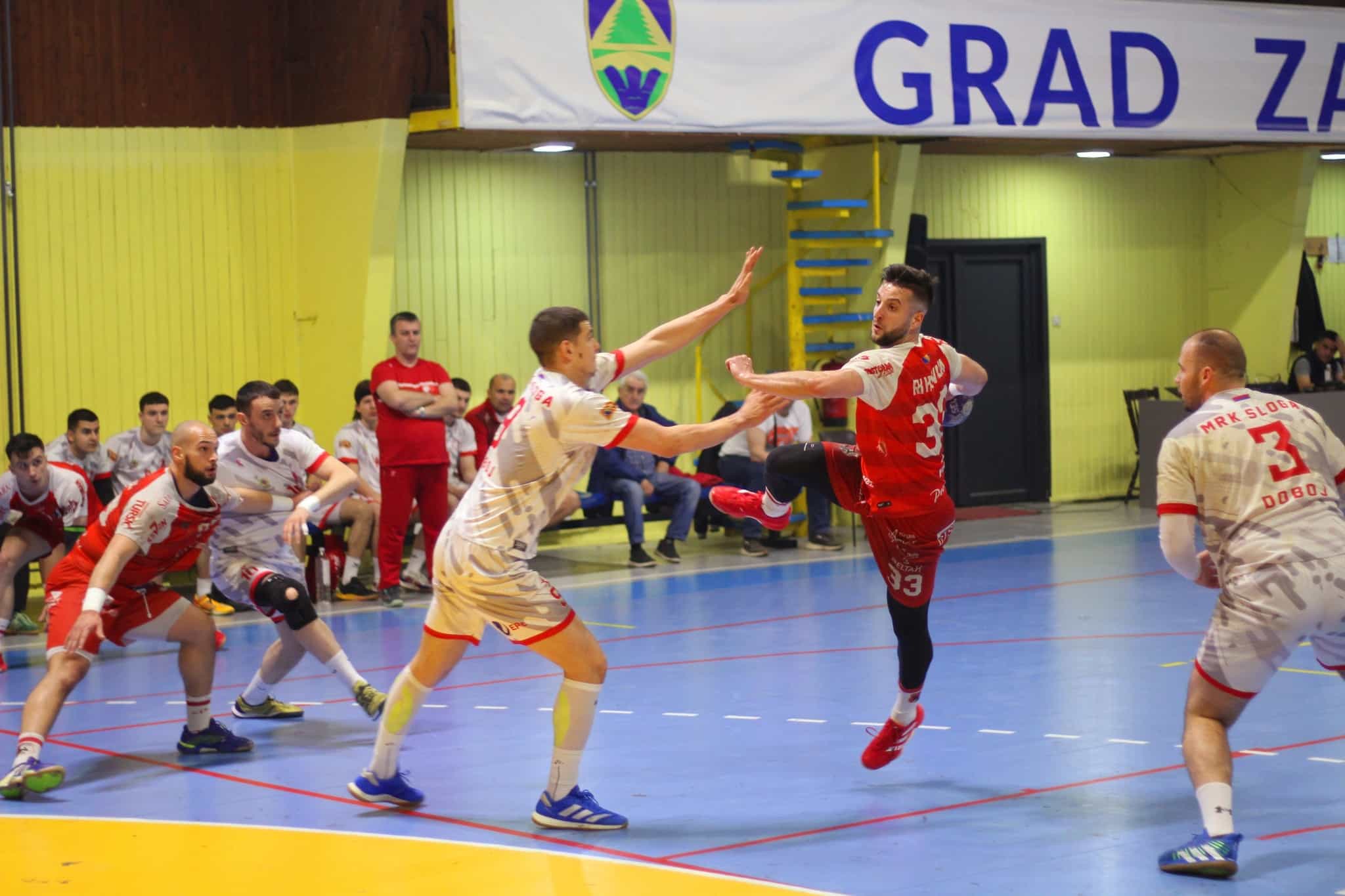 Rukometaši Krivaje poraženi od Sloge na domaćem terenu