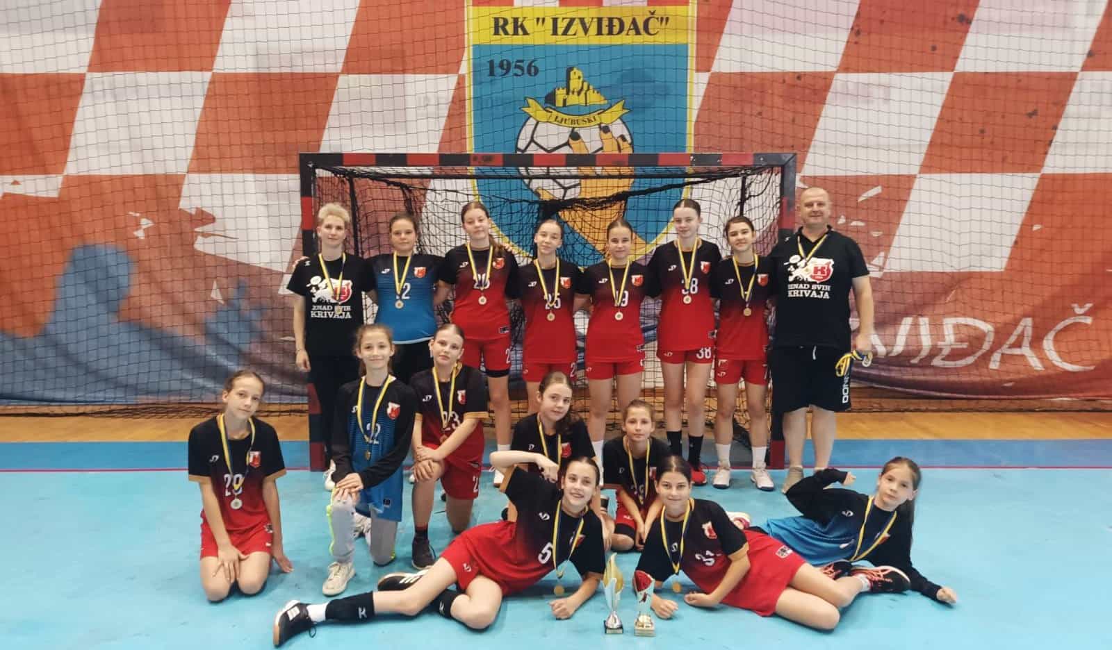 Nova medalja sa državnog prvenstva za rukometašice Krivaje: Pionirke viceprvakinje BiH