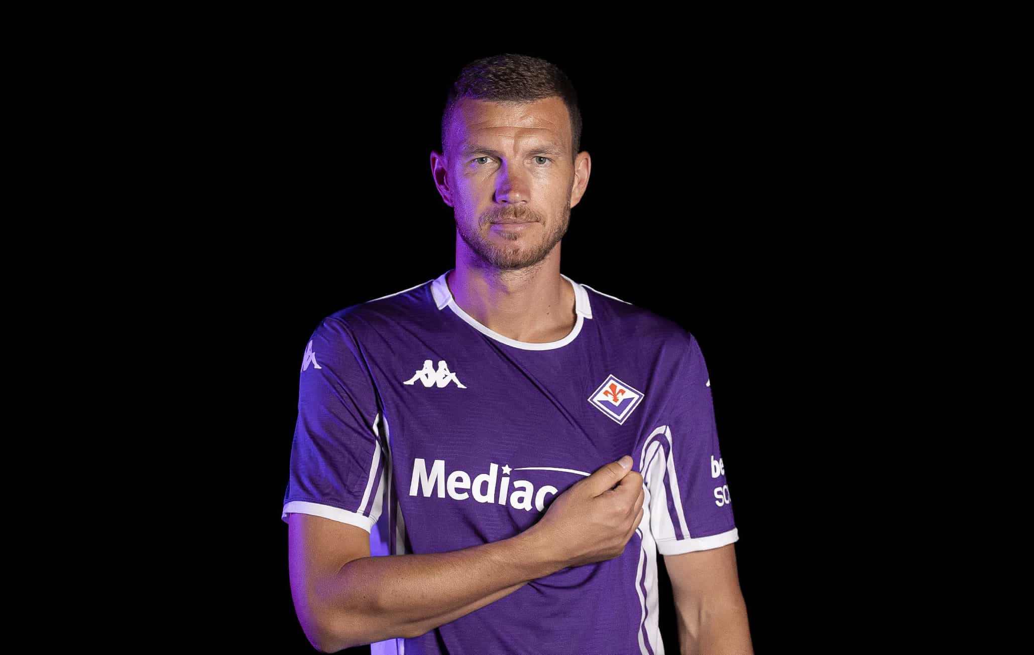 Edin Džeko zvanično predstavljen kao igrač Fiorentine
