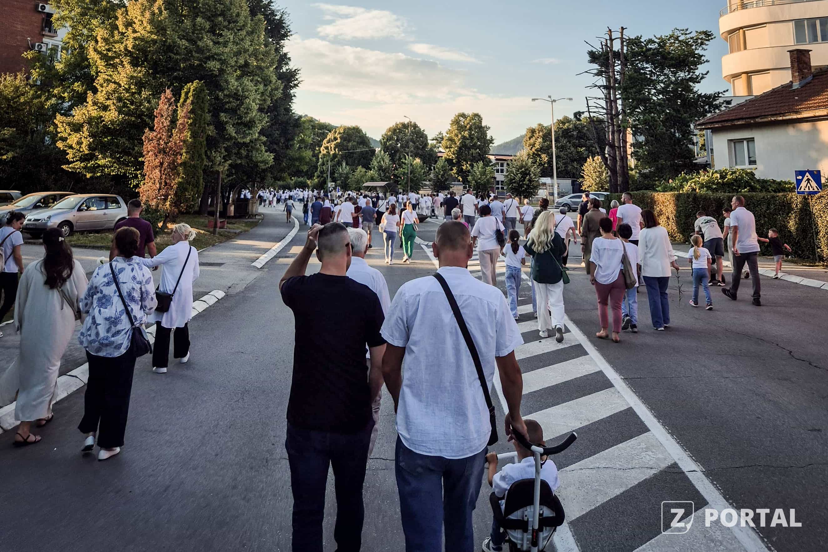 Šetnjom sjećanja Maglajlije odale počast žrtvama genocida