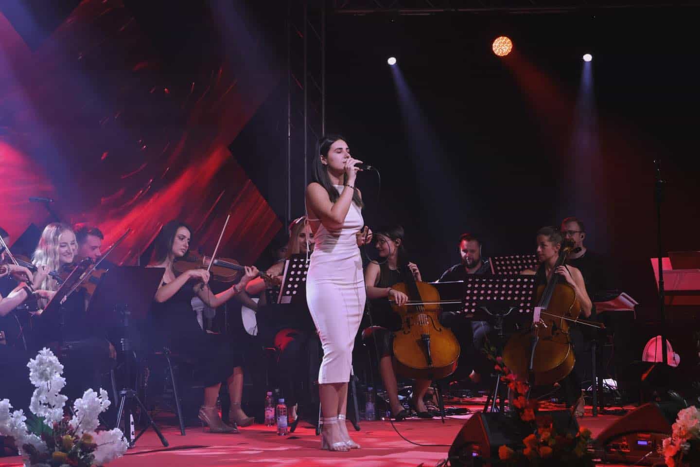 Održano prvo festivalsko veče Studentskog ljeta, nagrađeni najbolji izvođači narodne muzike