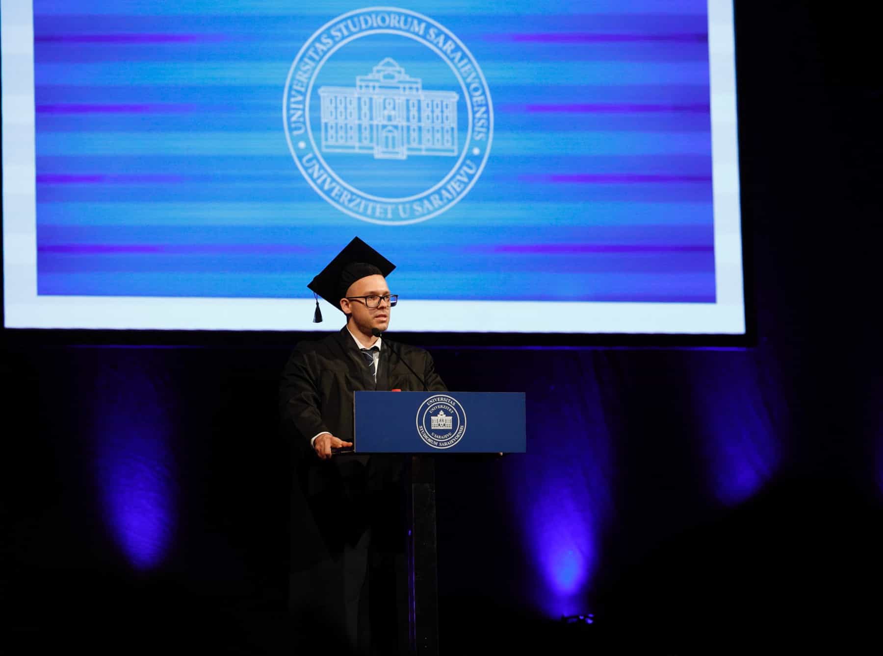 Zavidovićanin Emir Muhić doktorirao na Univerzitetu u Sarajevu, održao i govor u ime studenata