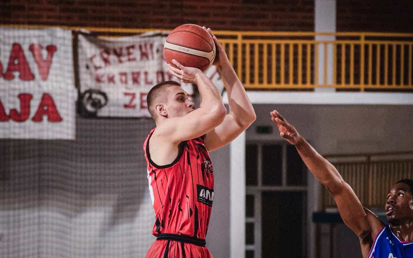 Orlovik za vikend gostuje Mladosti