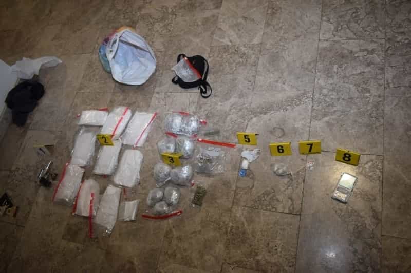 MUP ZDK: U pretresu stana u Zenici pronađeno više od pet kilograma opojne droge