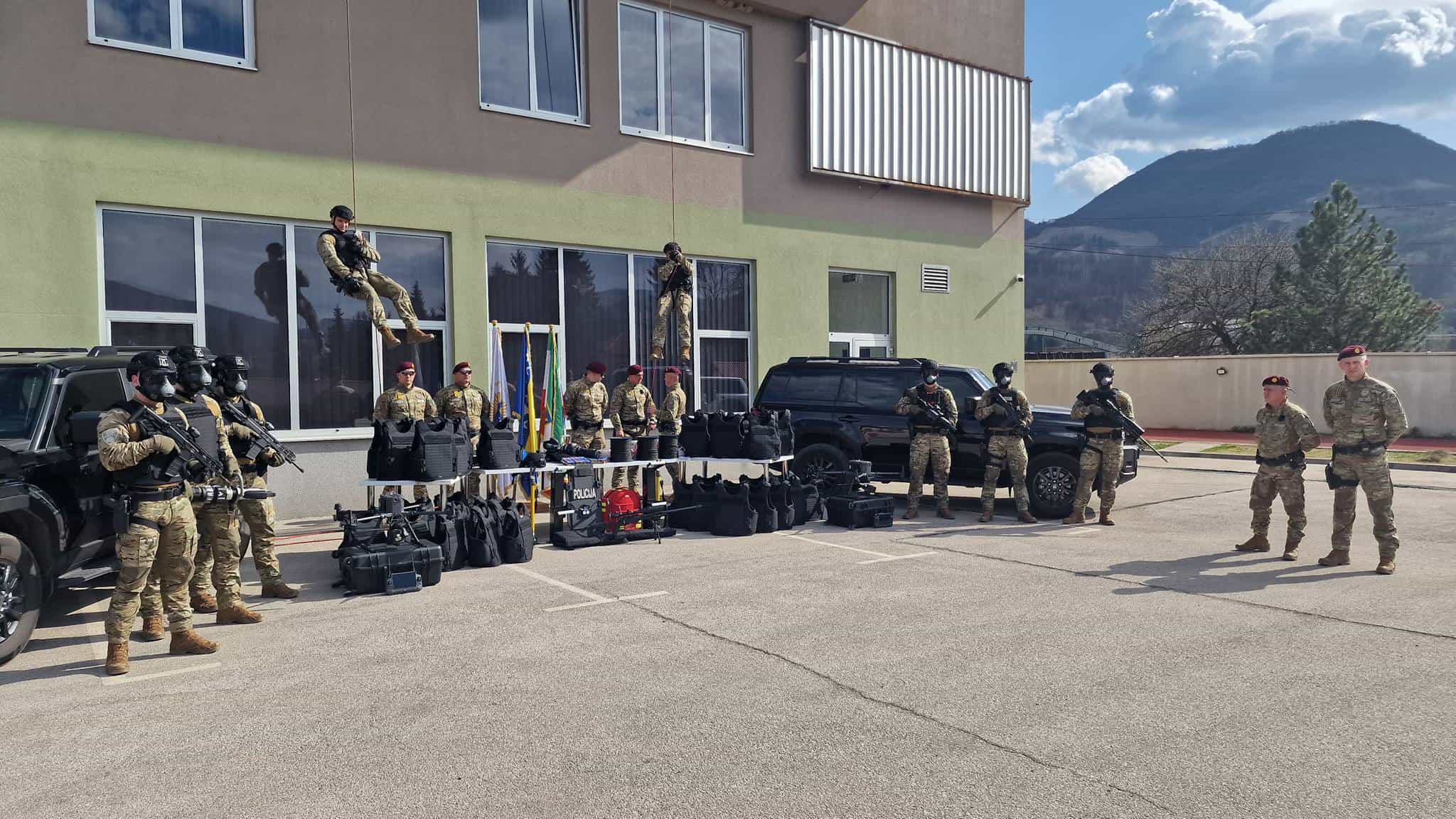 Nabavljena nova oprema za specijalnu policiju MUP-a ZDK