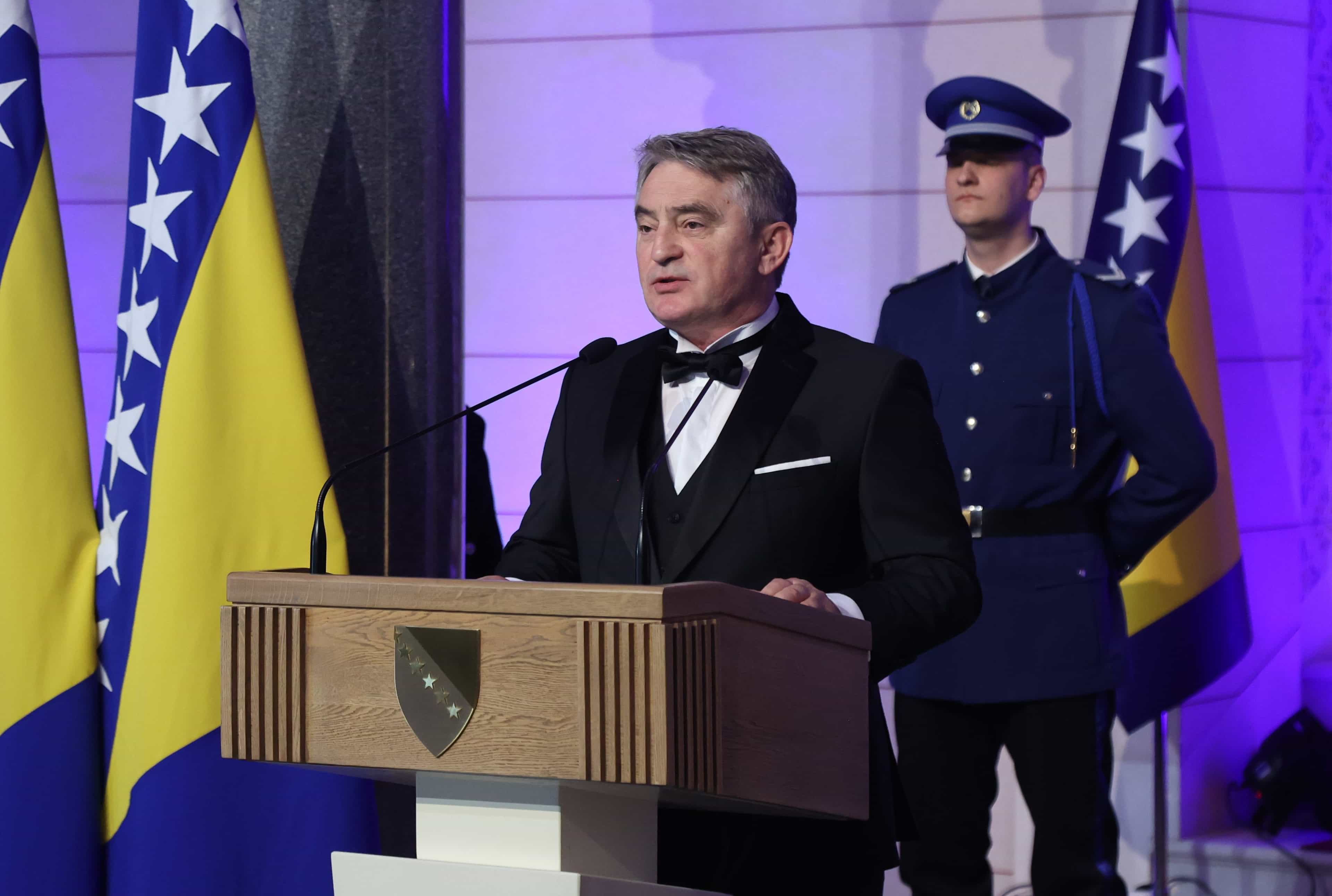 Željko Komšić: Smjenjivala su se carstva i različiti tipovi uređenja, ali se uvijek živjelo bosanski