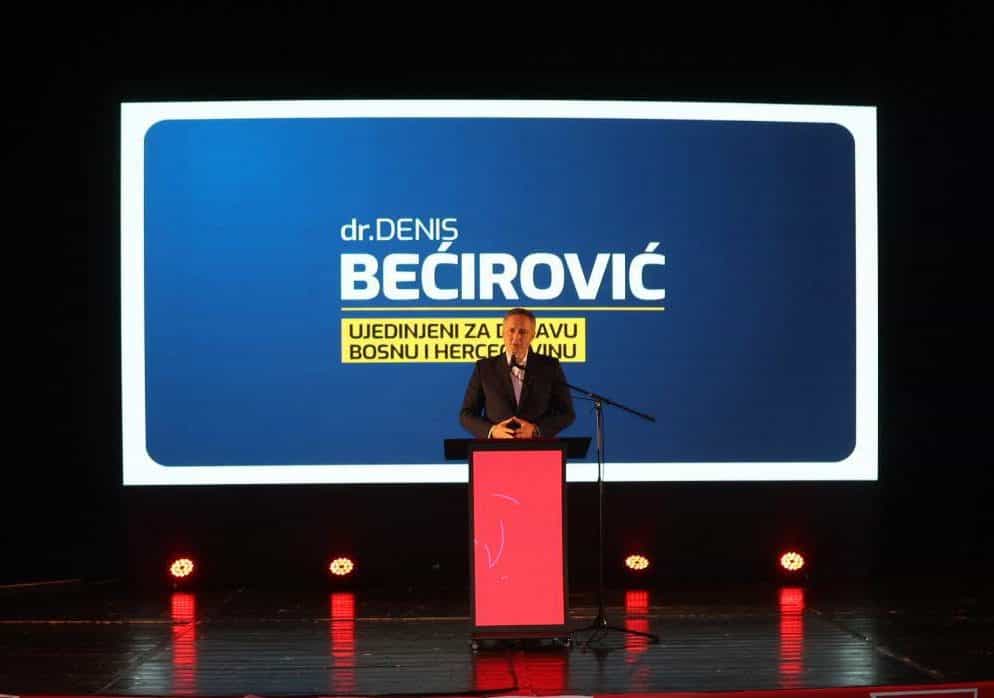 Denis Bećirović nakon izborne pobjede: Slobodarska, antifašistička i građanska BiH je živa