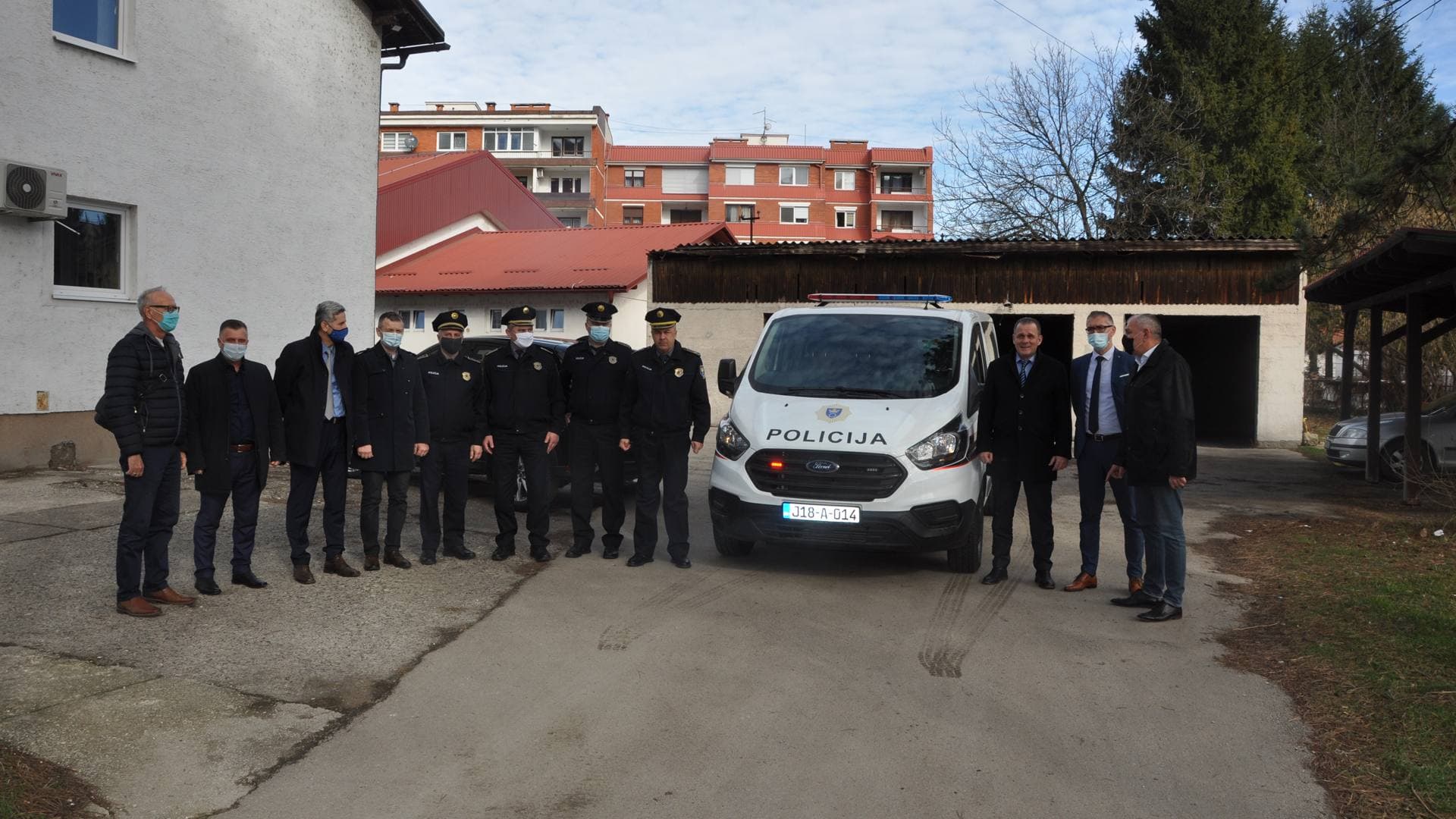 Policijska stanica Žepče dobila novo vozilo