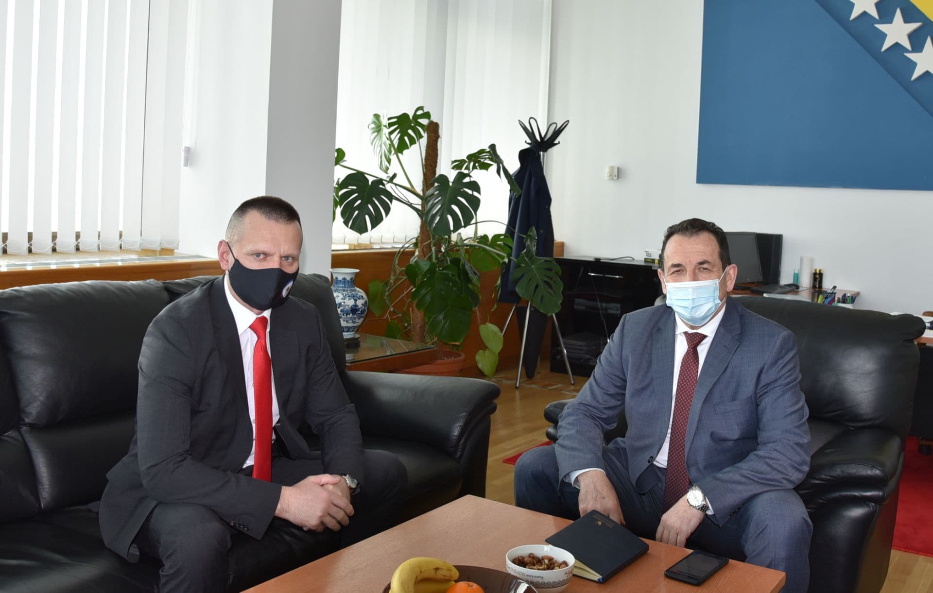 Ministar sigurnosti Selmo Cikotić u posjetu primio ministra Dragana Lukača