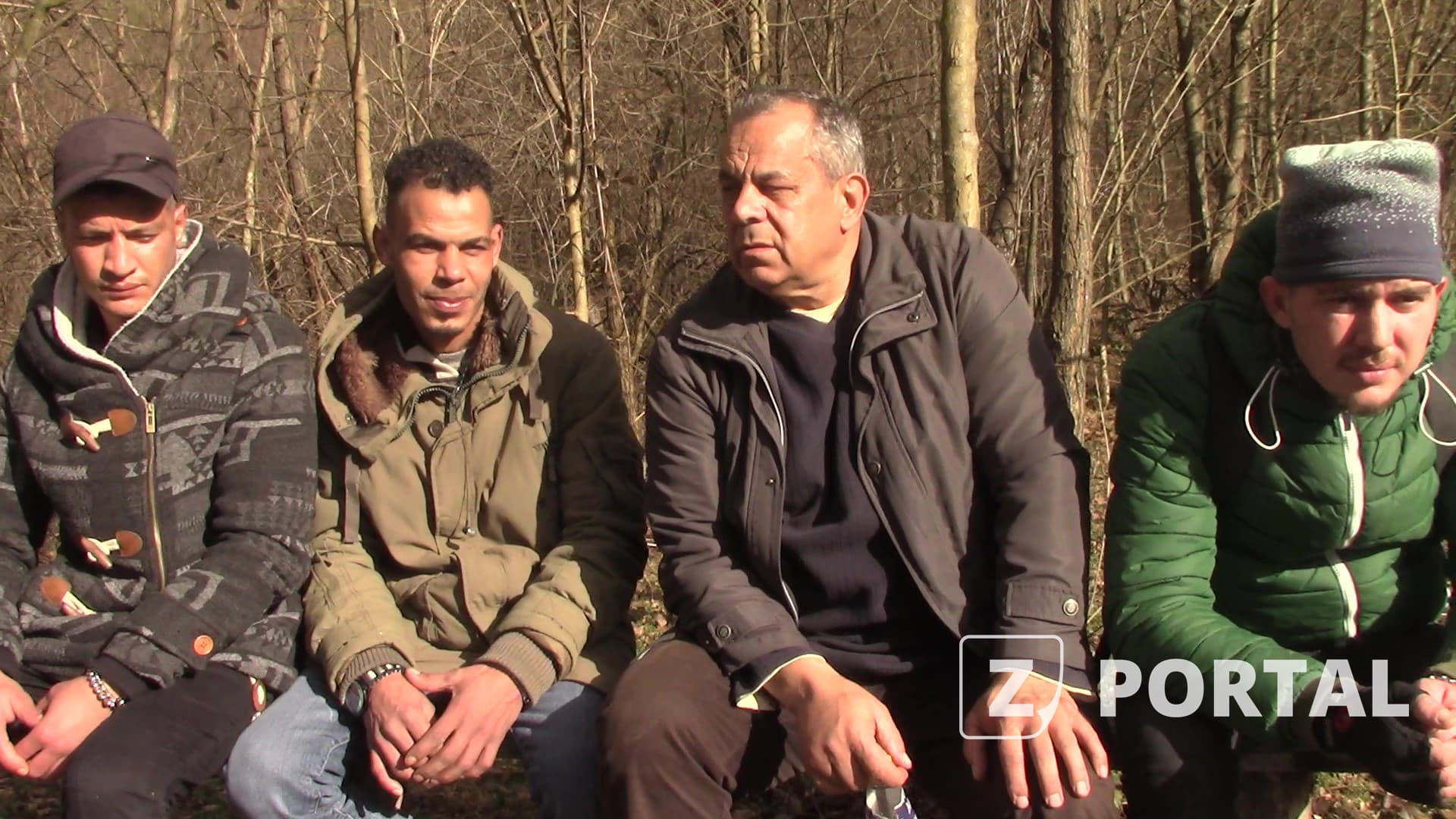 Izet iz Zavidovića u svoj dom primio tri migranta – Zovu ga “babo”