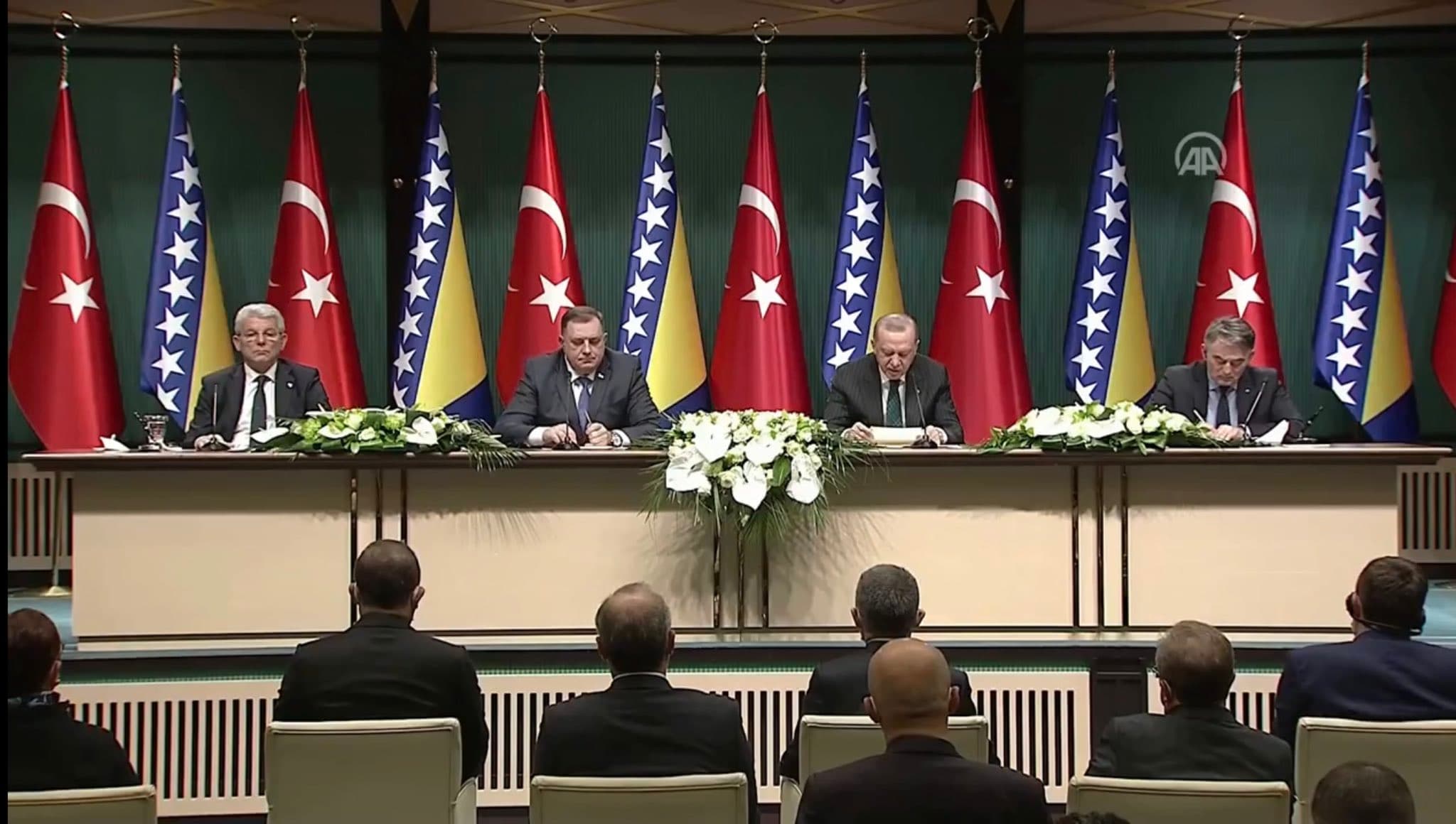 Erdoğan poručio: Turska donira 30 hiljada vakcina BiH