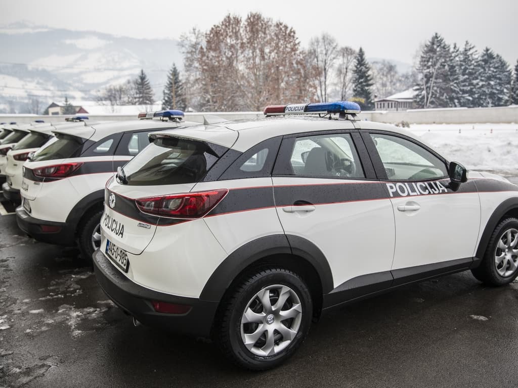 Tokom proteklog vikenda policija na području ZDK iz saobraćaja isključila 69 vozača zbog alkoholiziranosti