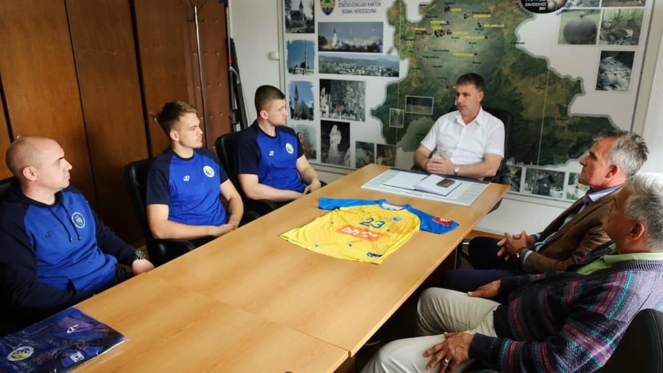 Općinski načelnik ugostio rukometne reprezentativce Adina Faljića i Edina Klisa