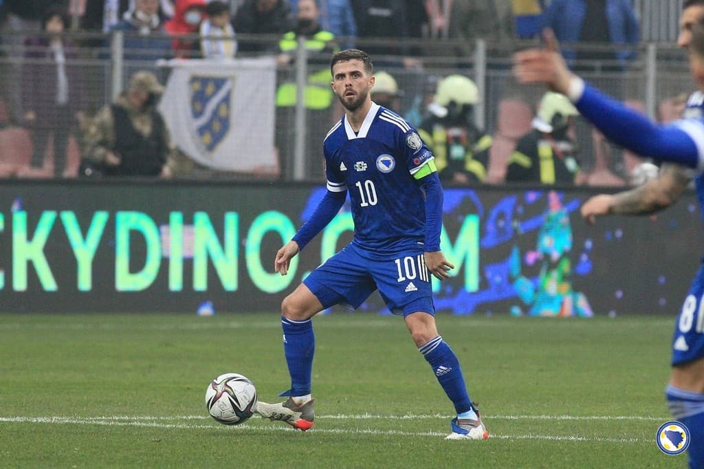 Poznat početni sastav reprezentacije BiH za Ukrajinu, bez Miralema Pjanića u rosteru