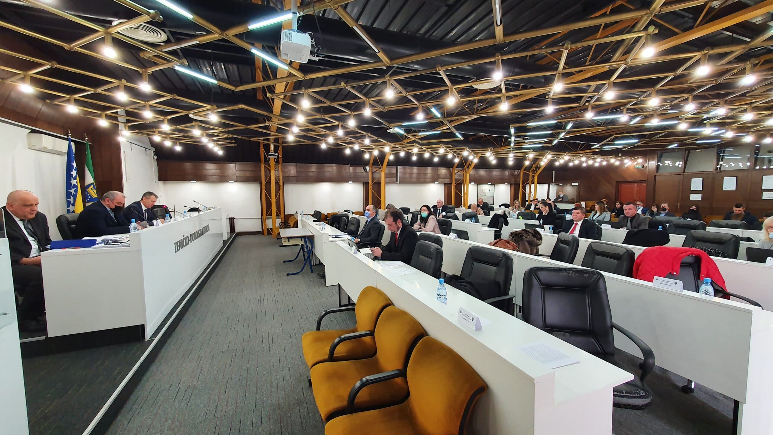 I u Zeničko-dobojskom kantonu moguće uvođenje porodiljske naknade u iznosu od 1000 KM