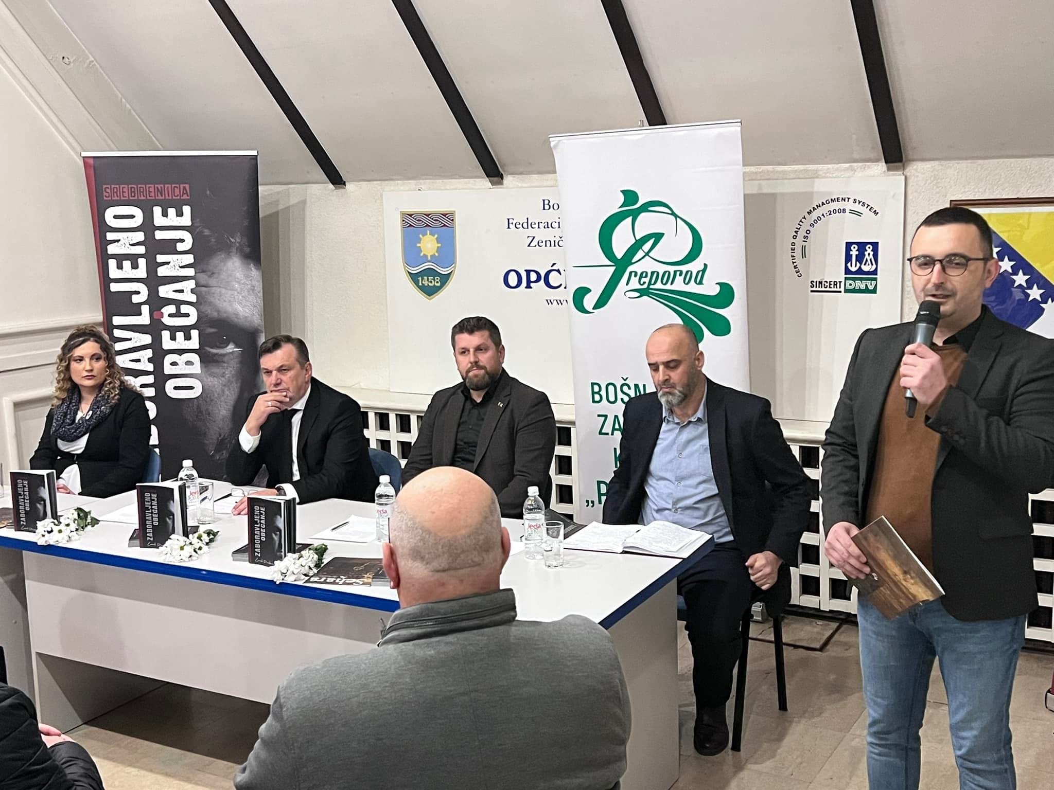 U Žepču održana promocija knjige Ćamila Durakovića