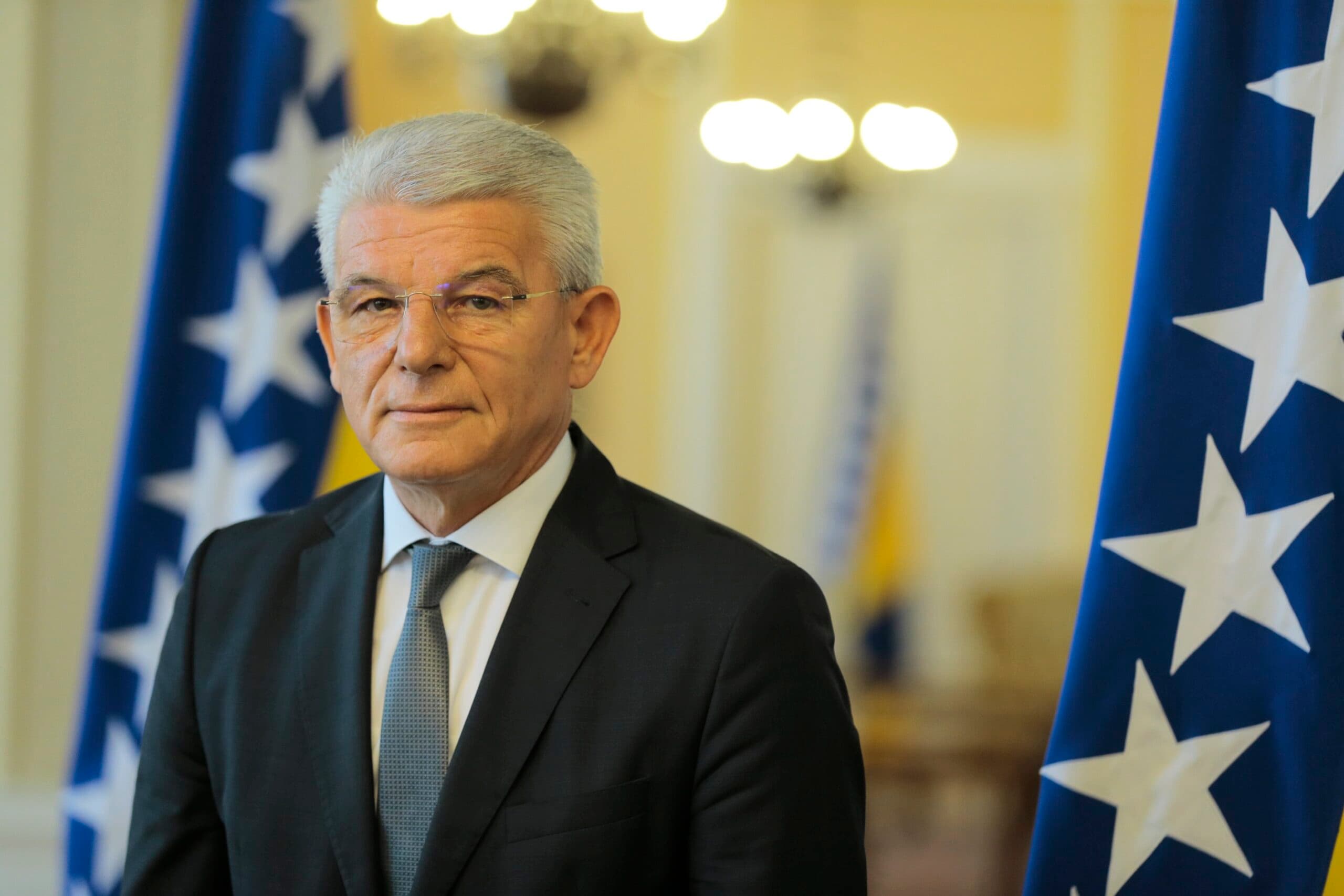 Šefik Džaferović preuzeo ulogu predsjedavajućeg Predsjedništva BiH
