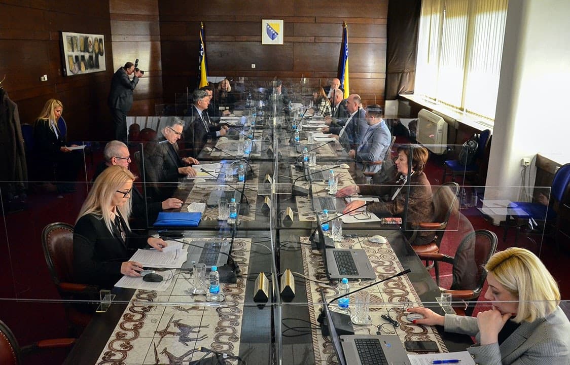 Održana 306. sjednica Vlade FBiH, rast naplate poreza i doprinosa