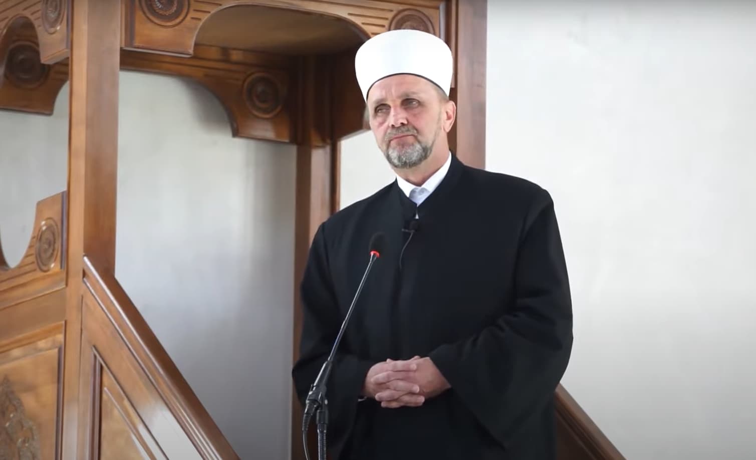 Izet Čamdžić: Eto te pred Poslanikom stojiš