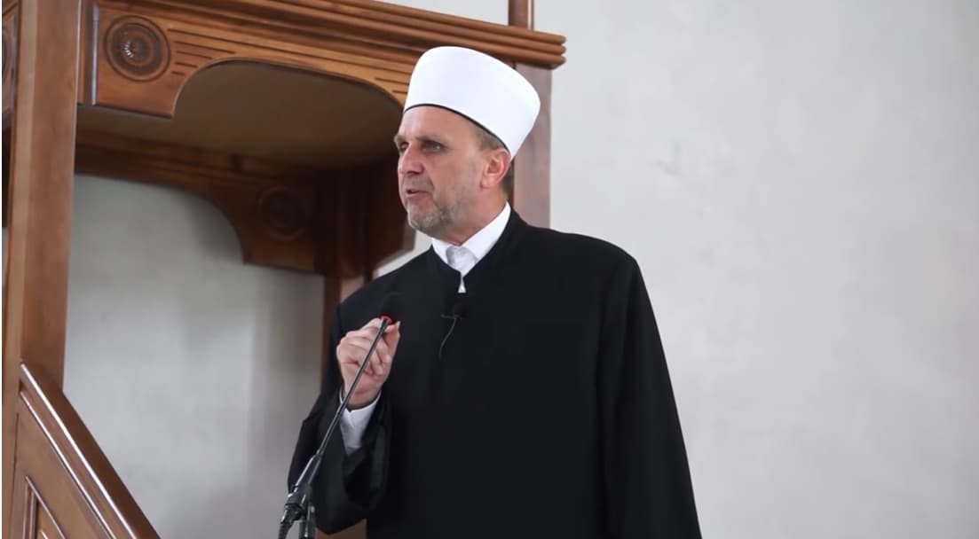 Izet ef. Čamdžić: Može li čovjek u društvo odabranih?