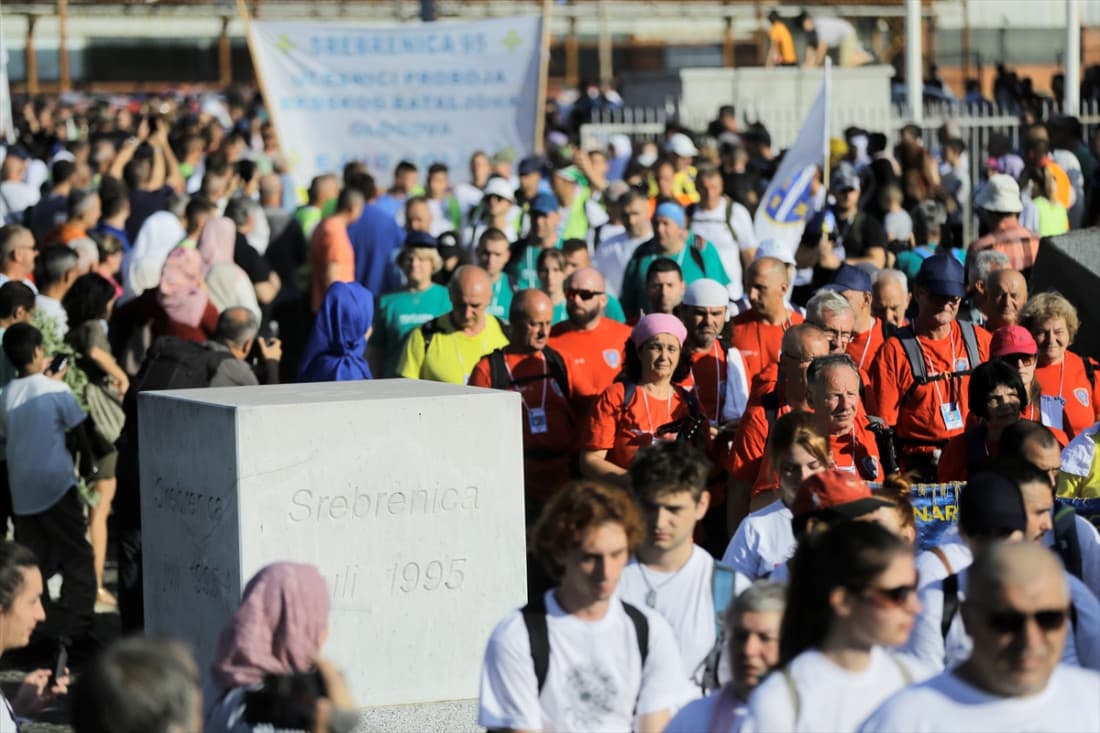 Učesnici Marša mira stigli u Potočare