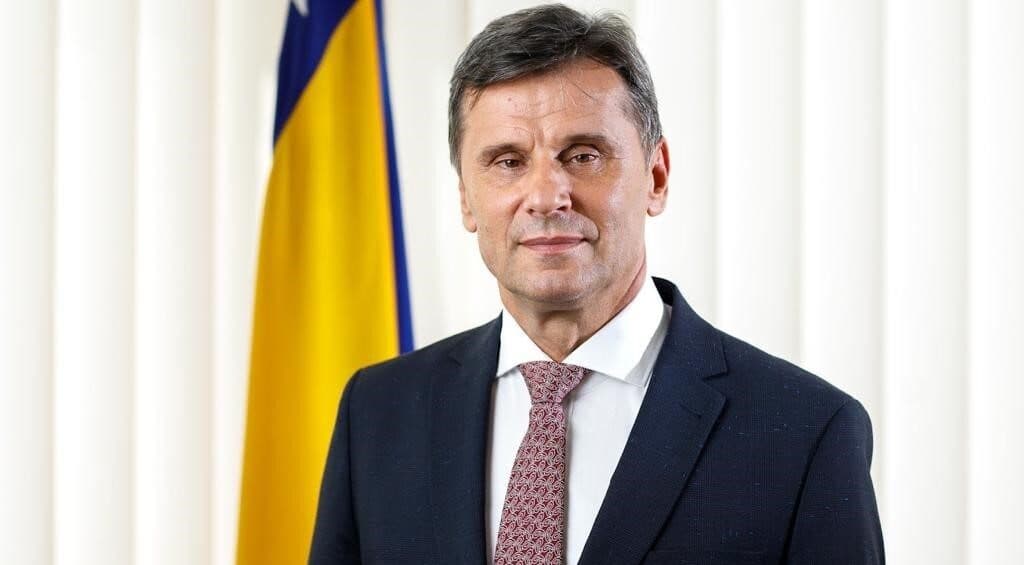 Čestitka premijera FBiH Fadila Novalića povodom Dana državnosti BiH