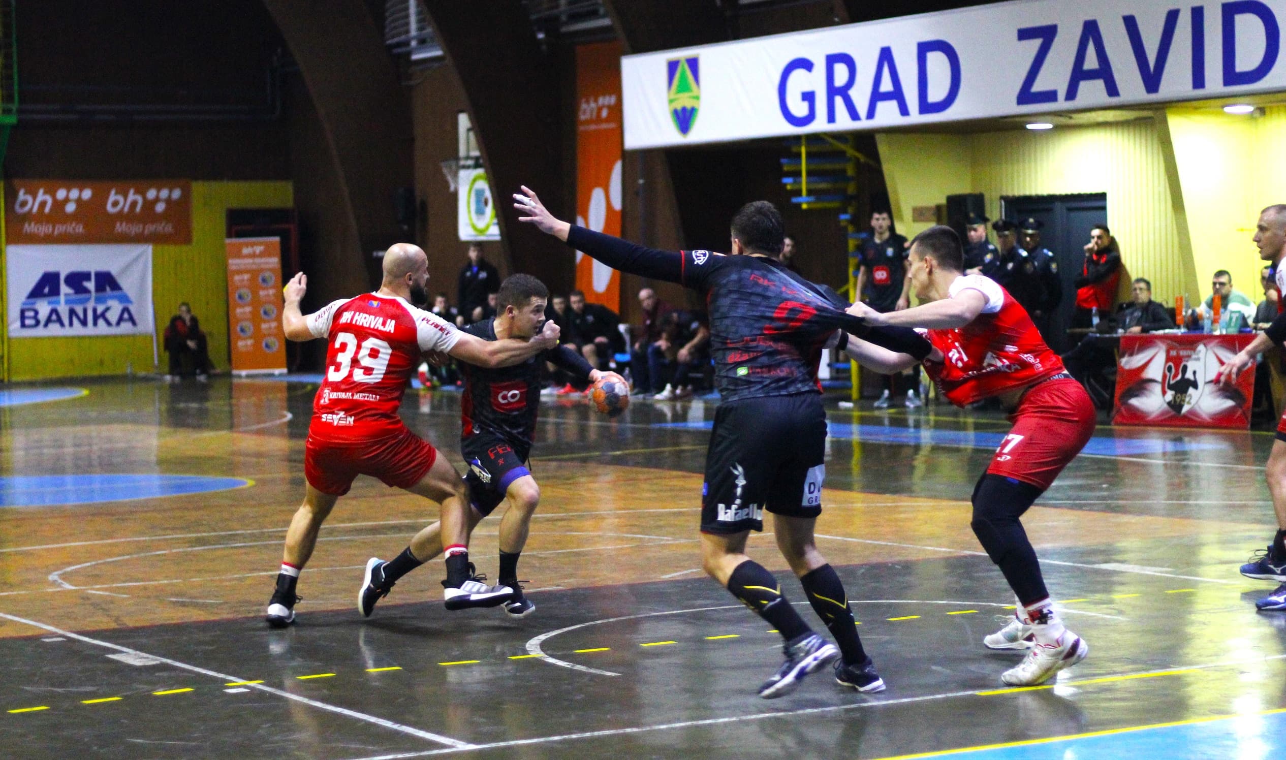 Drama u završnici derbi susreta Krivaje i Izviđača, minimalna pobjeda Skauta