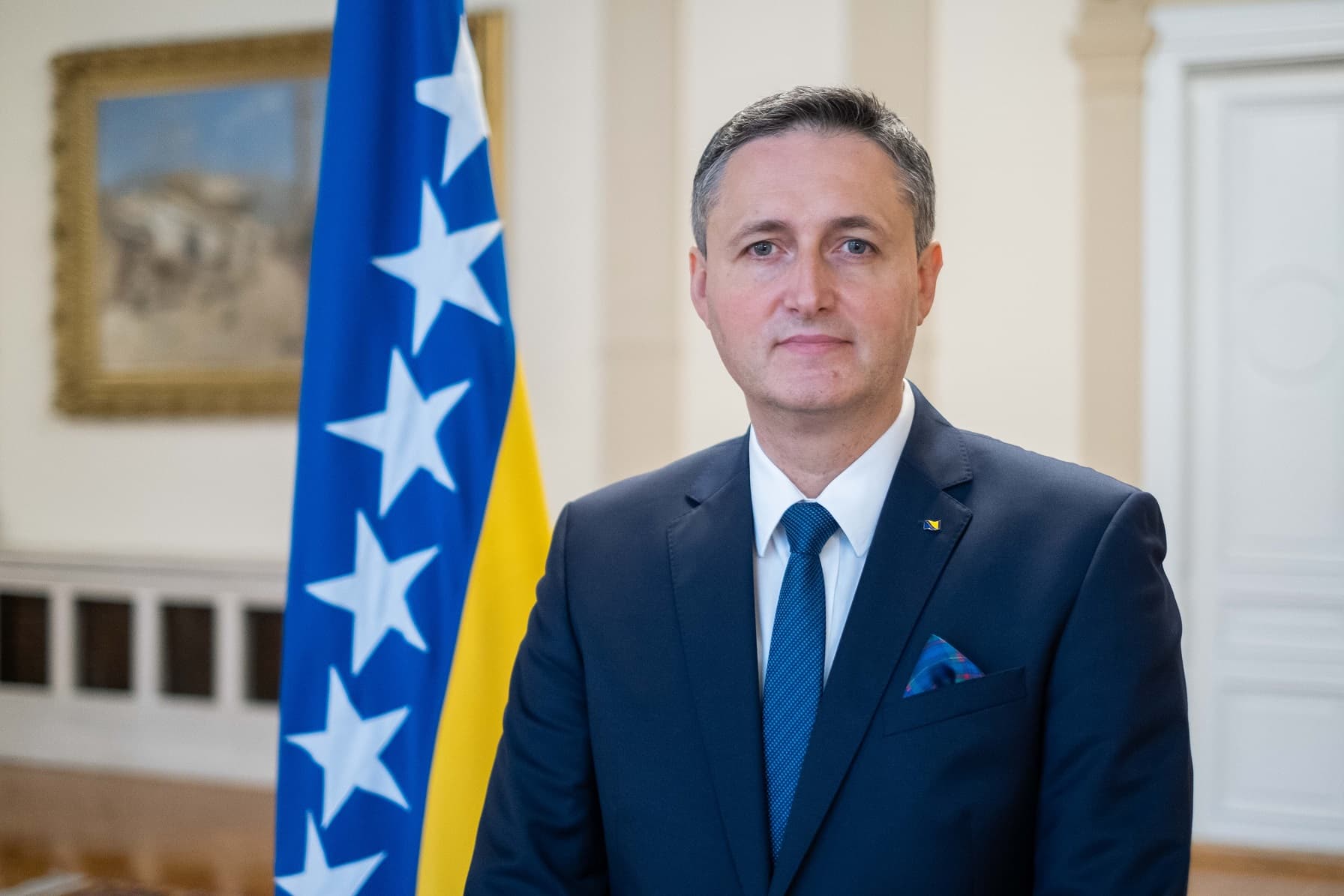 Član Predsjedništva BiH Denis Bećirović uputio novogodišnju čestitku građanima