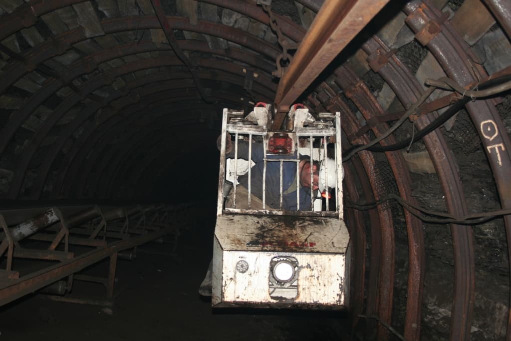 Zenički rudari obustavili rad zbog neisplaćene plaće i toplog obroka