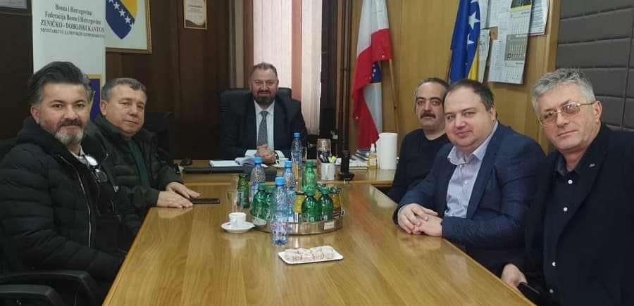Ministar Šibonjić ugostio delegaciju Biznis centra Jelah – Tešanj