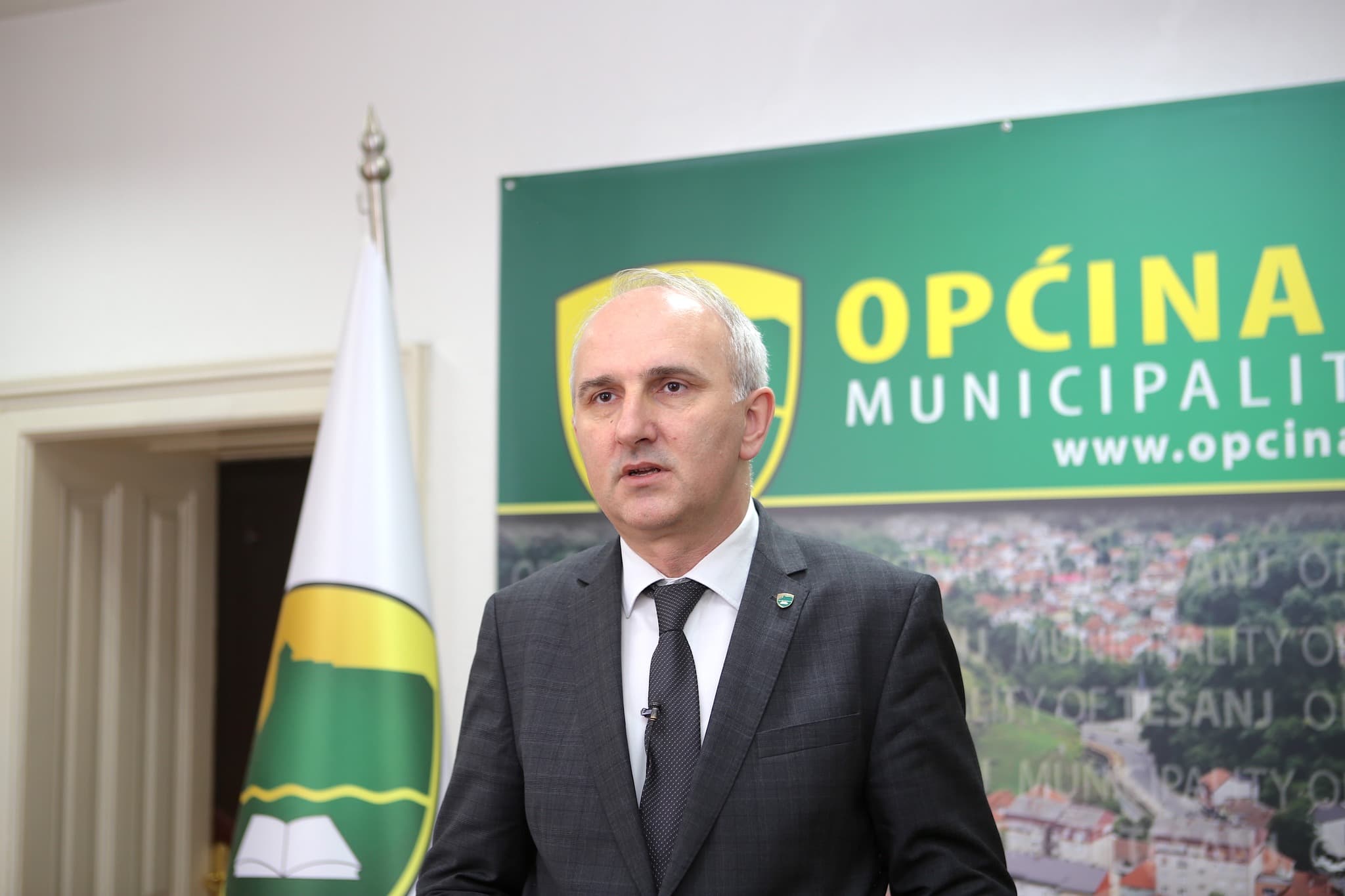 Božićna čestitka općinskog načelnika Huskića