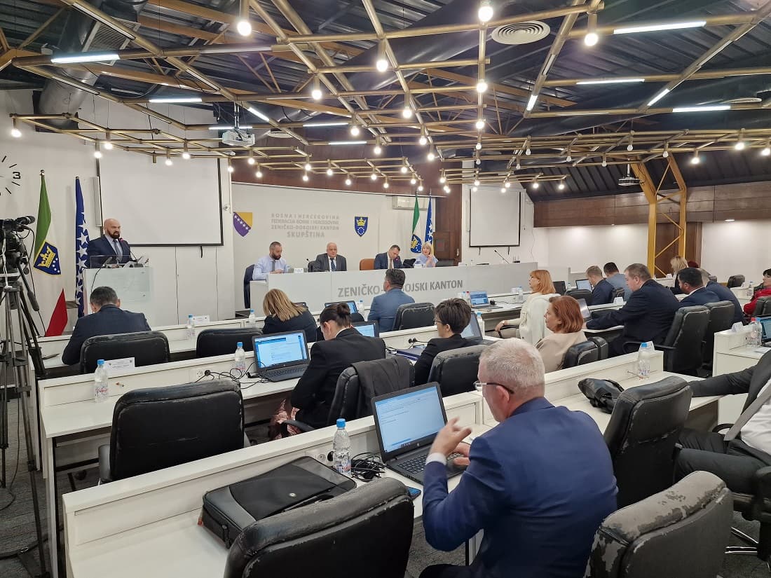 Jučerašnja sjednica Skupštine ZDK prekinuta zbog nedostatka kvoruma na posljednjoj tački