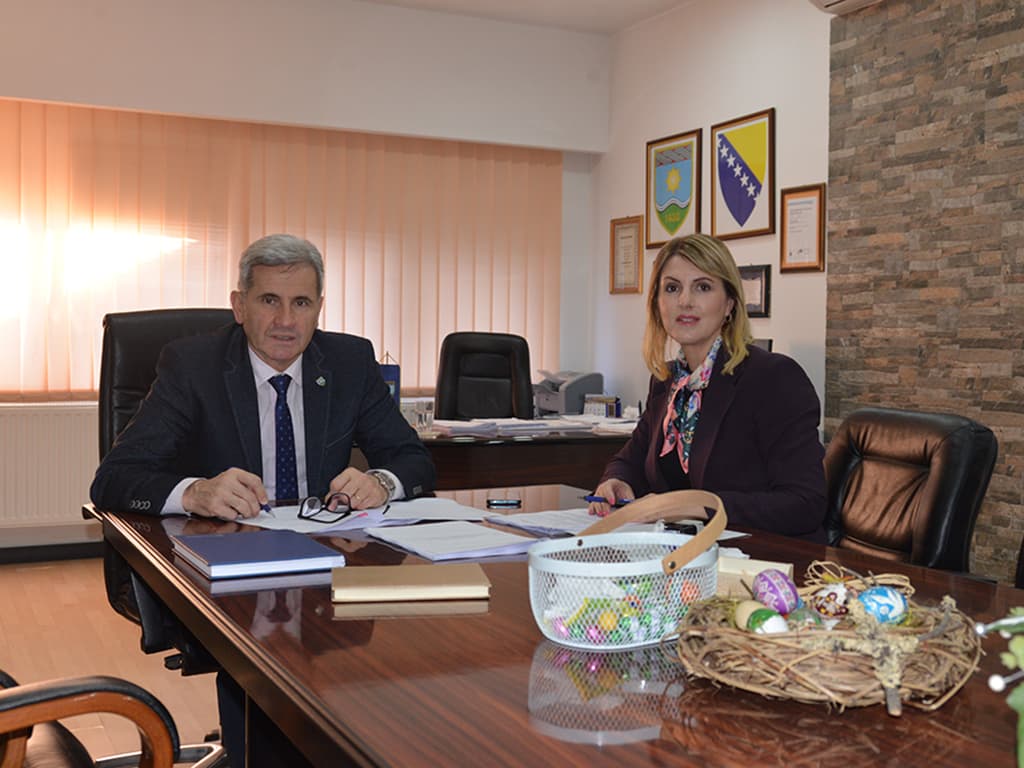 Potpisani ugovori o rekonstrukciji i asfaltiranju puteva u mjesnim zajednicama u Općini Žepče