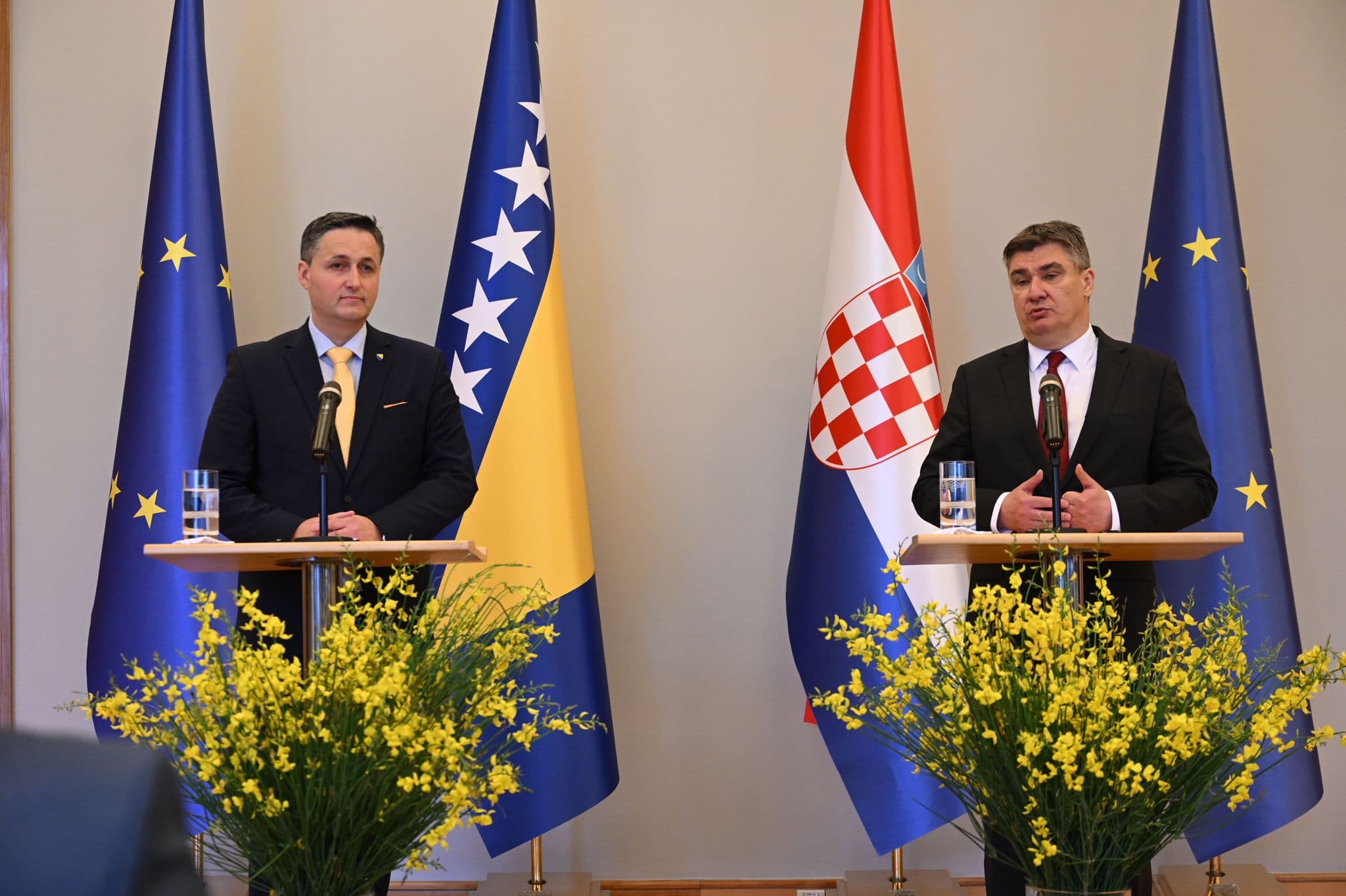 Denis Bećirović se u Zagrebu sastao s hrvatskim predsjednikom Zoranom Milanovićem