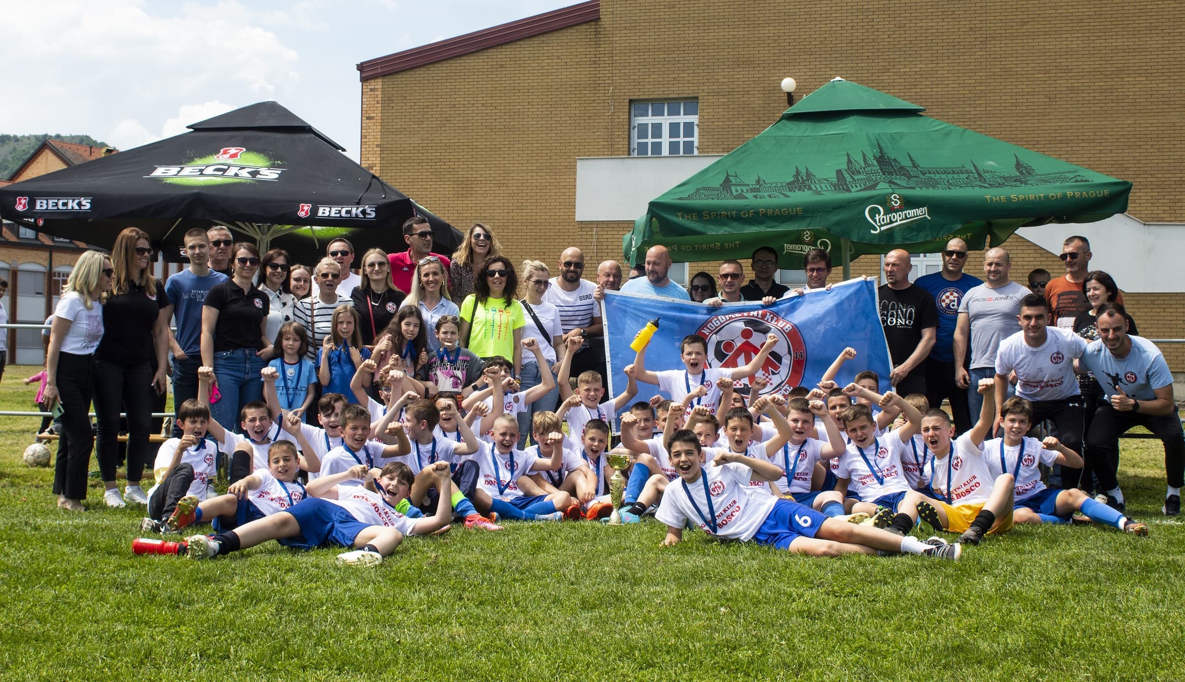 Dječaci iz NK Don Bosco putuju na kamp u organizaciji VfL Wolfsburg