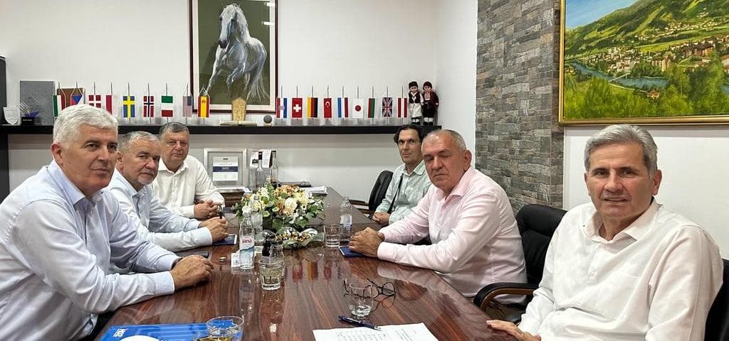 Dragan Čović u Žepču razgovarao s dužnosnicima HDZ-a