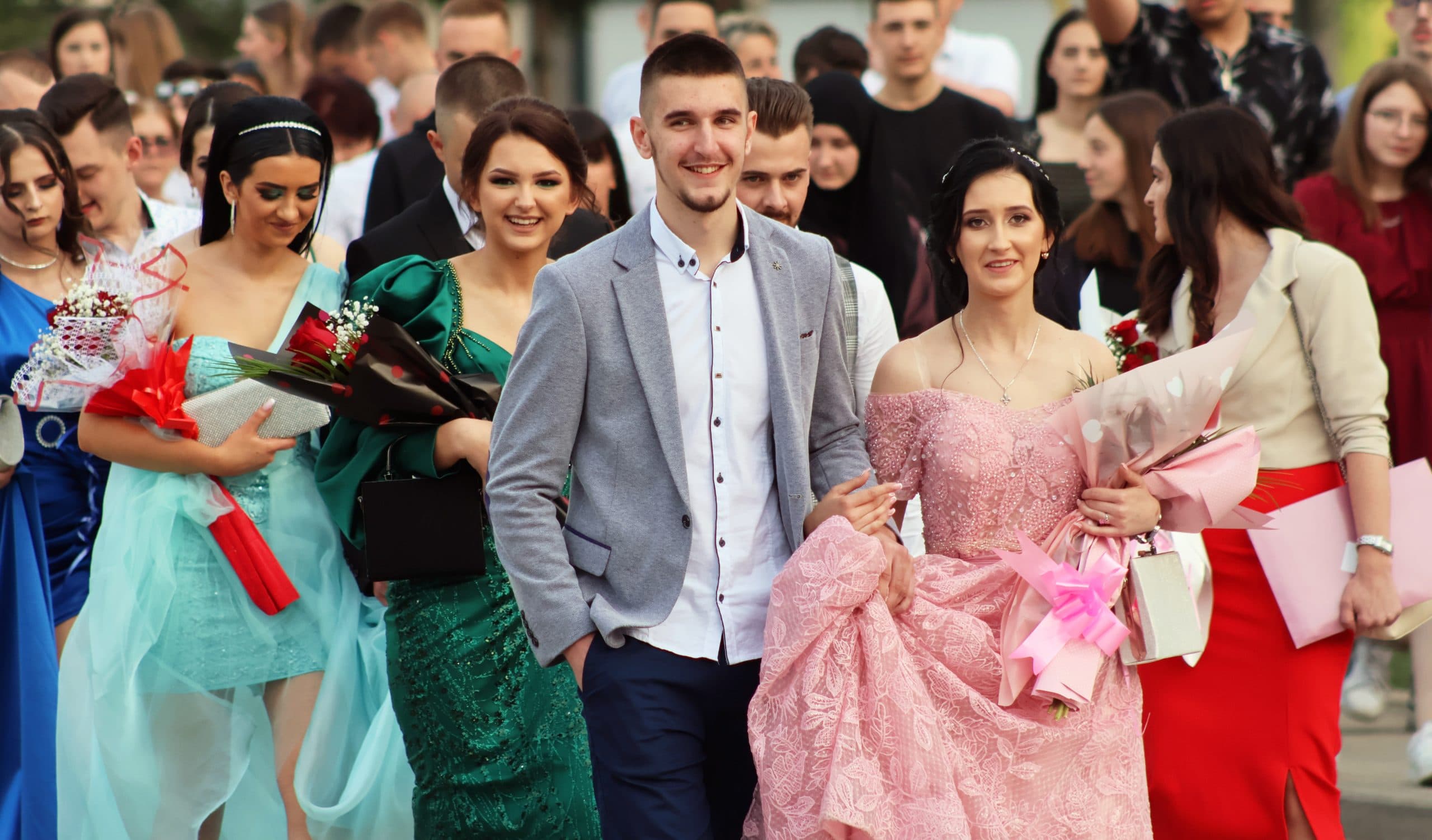 Mješovita srednja škola Zavidovići ispratila još jednu generaciju maturanata [FOTO]
