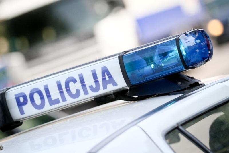 MUP ZDK: Napad na policijske službenike u Tešnju