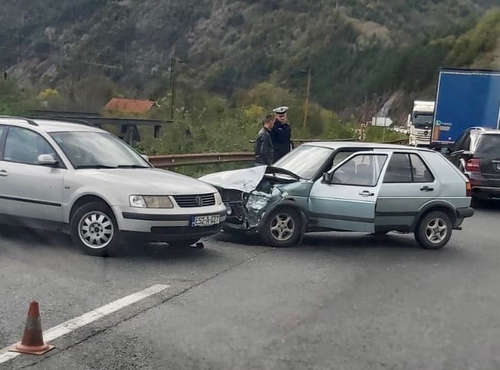 Saobraćajna nezgoda na M17 kod Papratnice